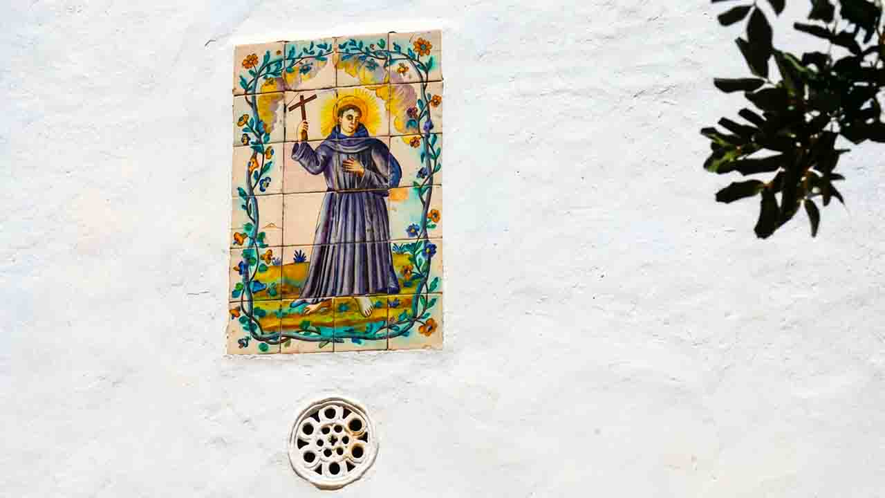 Reticula de azulejos policromados de San Abdón y San Senén en la Ermita de la Muntanyeta dels Sants, Sueca